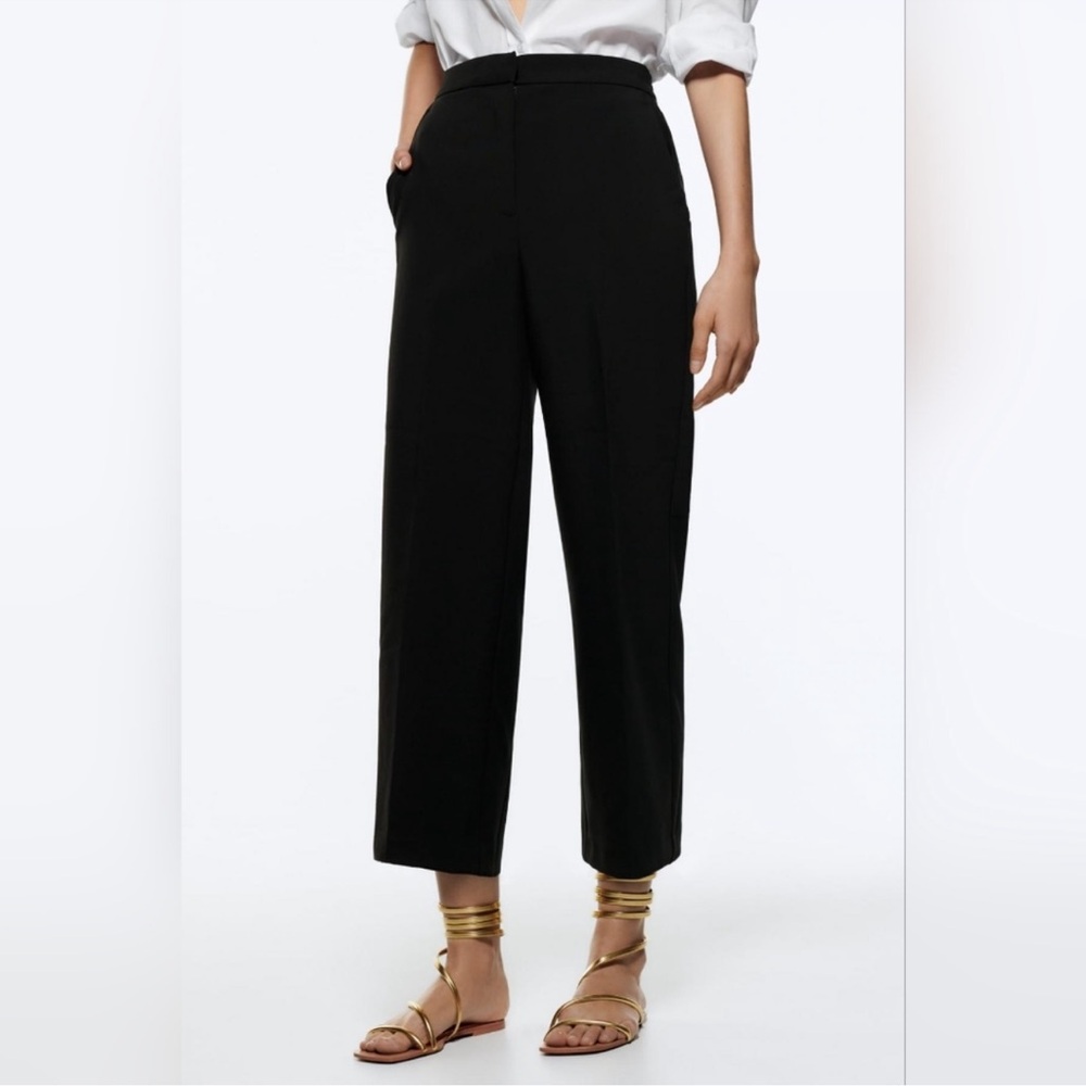 Zara Black High-Waisted Pants